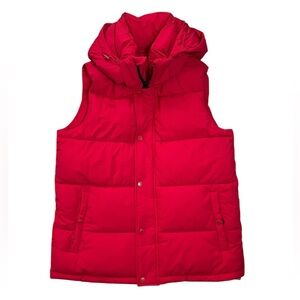 BCBGENERATION hooded puffer vest bright red
